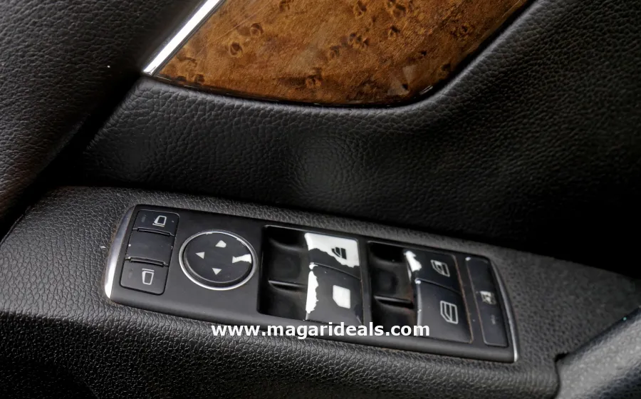 2009 Mercedes C200 in Kenya for Sale | Magari Deals