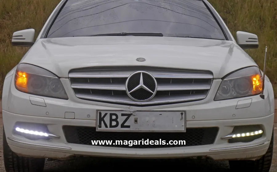 2009 Mercedes C200 in Kenya for Sale | Magari Deals