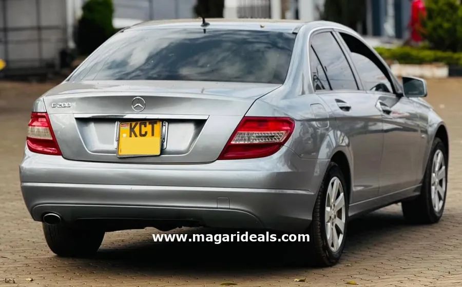 2012 MERCEDES BENZ C200 in Kenya for Sale | Magari Deals