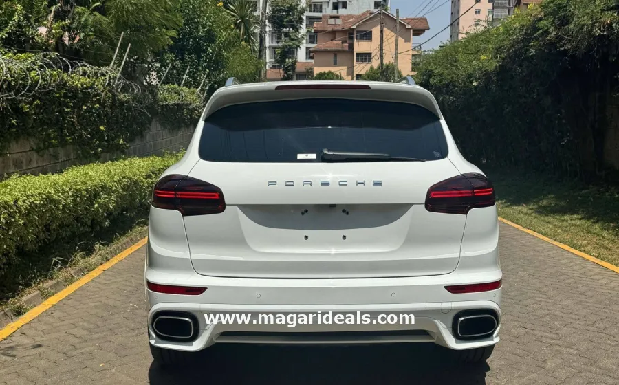 2017 Porsche Cayenne in Kenya for Sale | Magari Deals