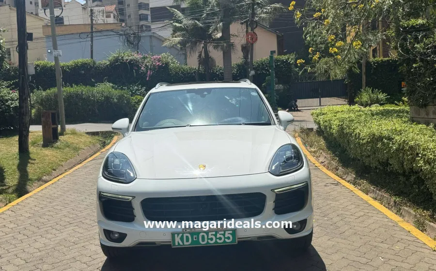 2017 Porsche Cayenne in Kenya for Sale | Magari Deals