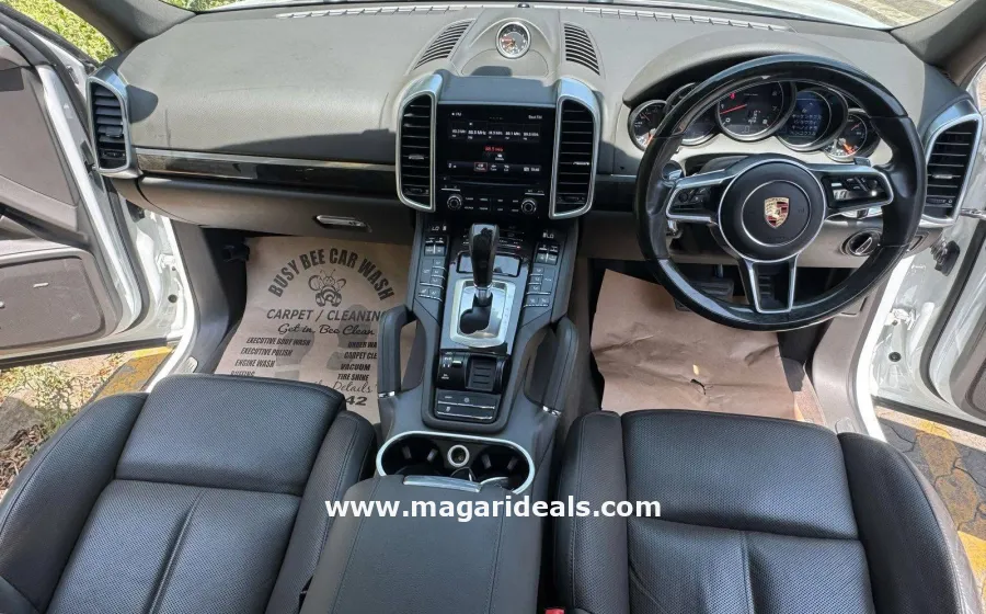 2017 Porsche Cayenne in Kenya for Sale | Magari Deals