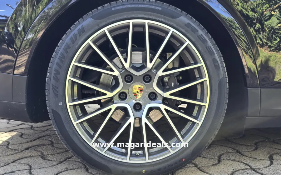 2018 Porsche Cayenne in Kenya for Sale | Magari Deals