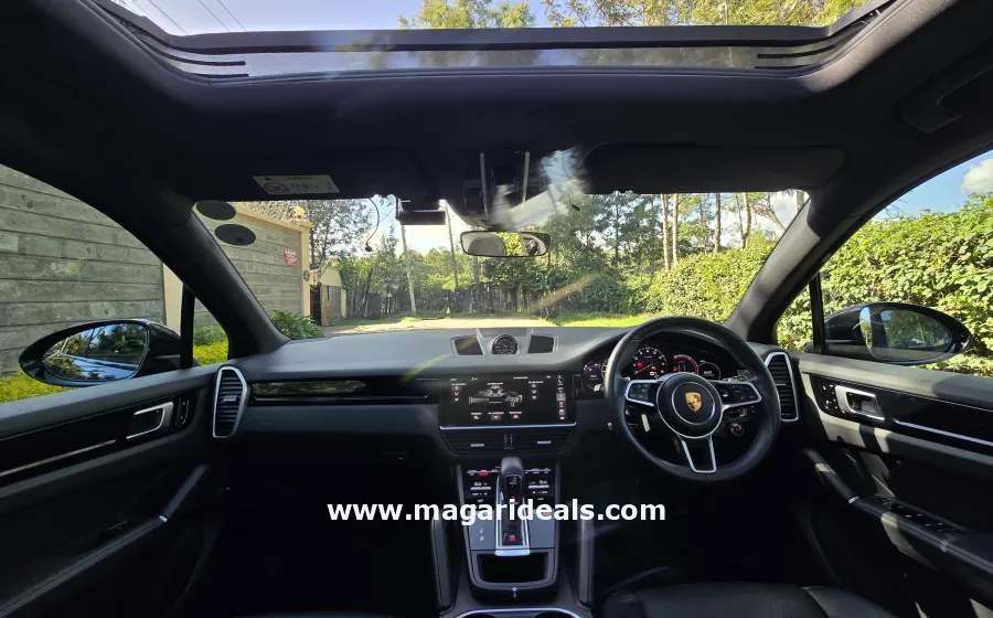 2018 Porsche Cayenne in Kenya for Sale | Magari Deals