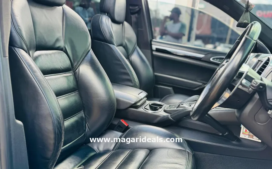 Porsche Cayenne Twinstar in Kenya for Sale | Magari Deals