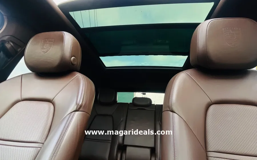2018 Porsche Cayenne Platinum Edition  in Kenya for Sale | Magari Deals