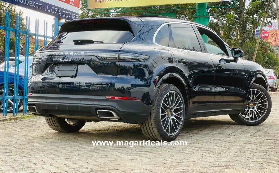 2018 Porsche Cayenne Platinum Edition  in Kenya for Sale | Magari Deals