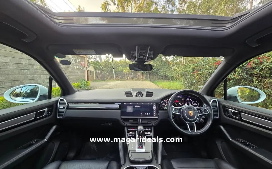 2018 Porsche Cayenne Ultimate Luxury SUV in Kenya for Sale | Magari Deals