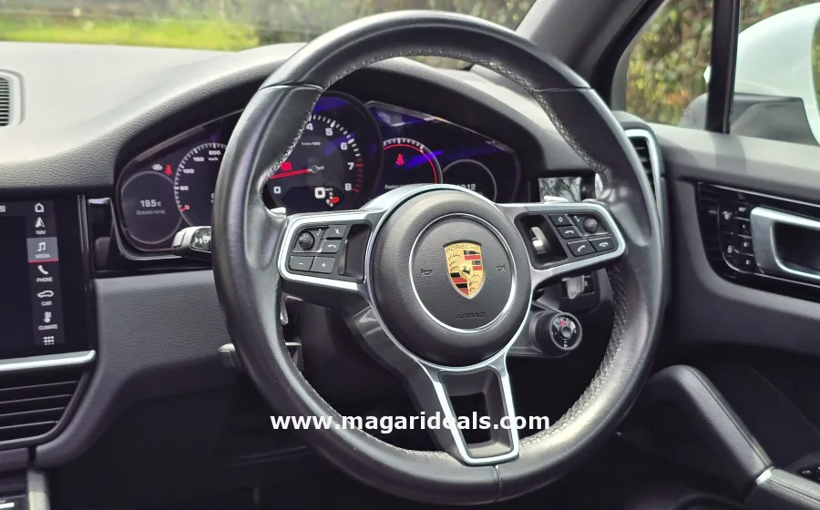 2018 Porsche Cayenne Ultimate Luxury SUV in Kenya for Sale | Magari Deals