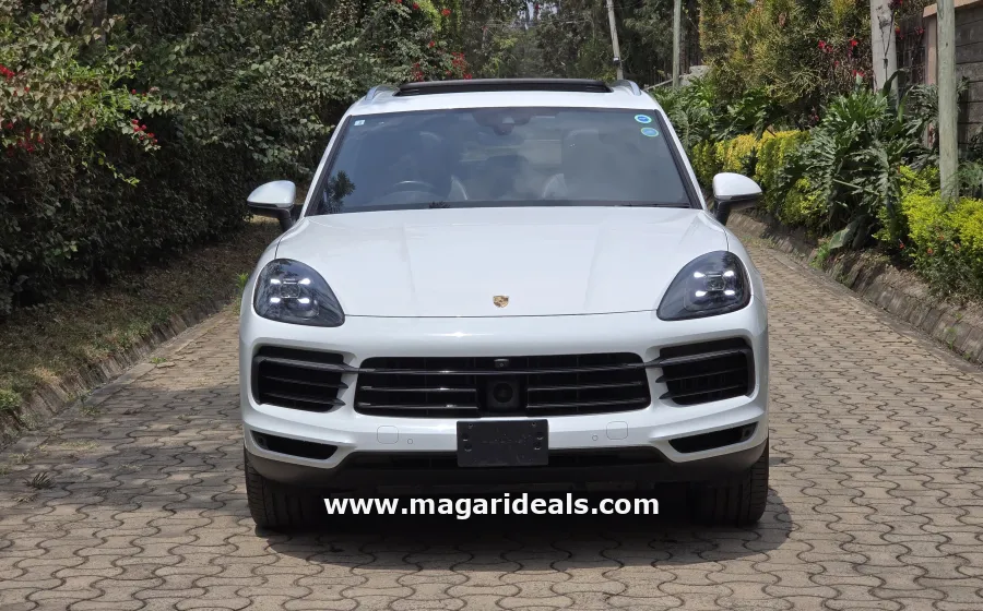 2018 Porsche Cayenne Ultimate Luxury SUV in Kenya for Sale | Magari Deals