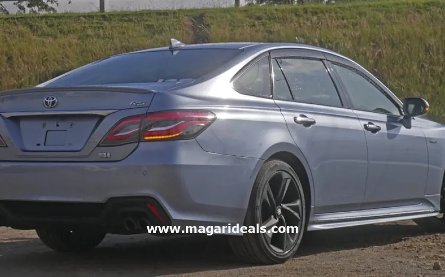 TOYOTA ROYAL CROWN RS in Kenya for Sale | Magari Deals