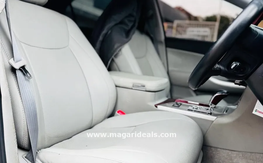 2012 TOYOTA ROYAL CROWN  in Kenya for Sale | Magari Deals