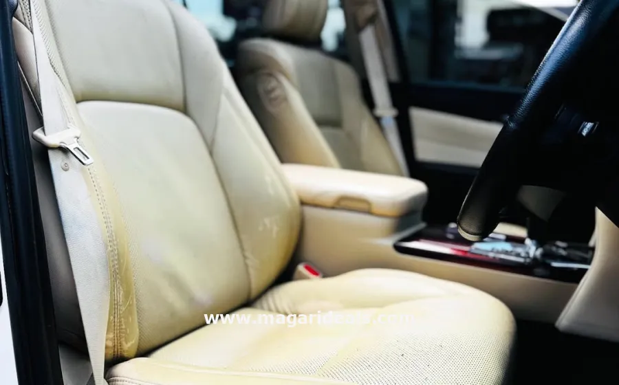 2013 TOYOTA ROYAL CROWN  in Kenya for Sale | Magari Deals