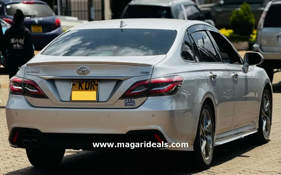 2018 Toyota Crown Royal Saloon in Kenya for Sale | Magari Deals