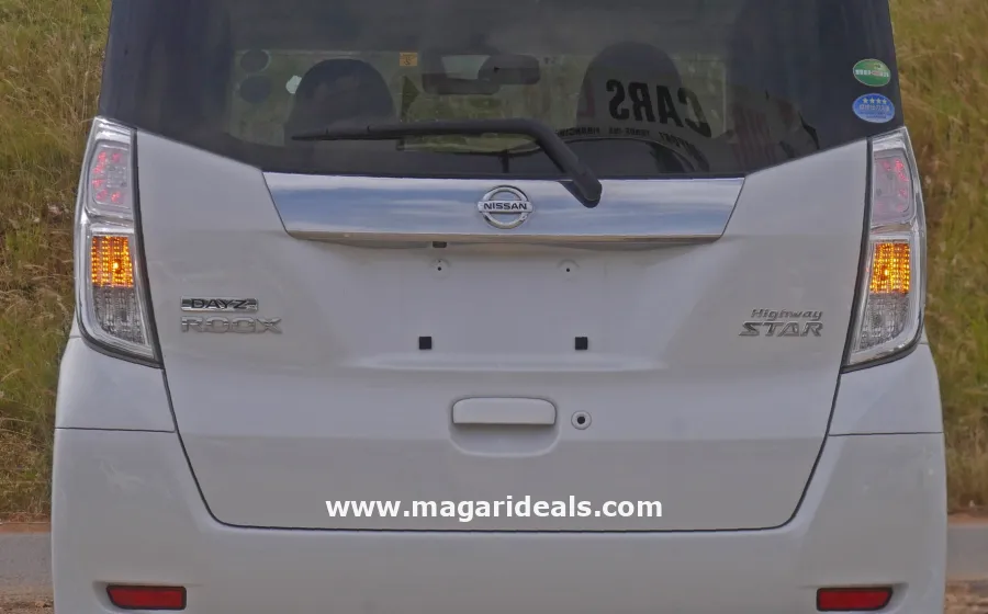 NISSAN DAYZ ROOX HIGHWAY STAR in Kenya for Sale | Magari Deals