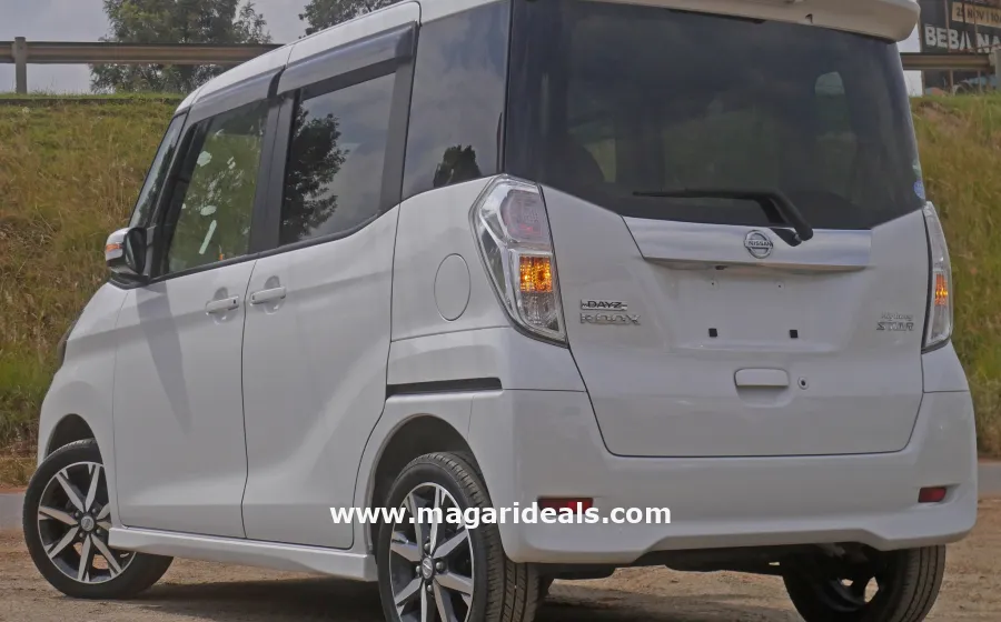 NISSAN DAYZ ROOX HIGHWAY STAR in Kenya for Sale | Magari Deals