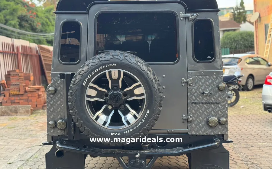 Landrover Defender 2010 PUMA in Kenya for Sale | Magari Deals