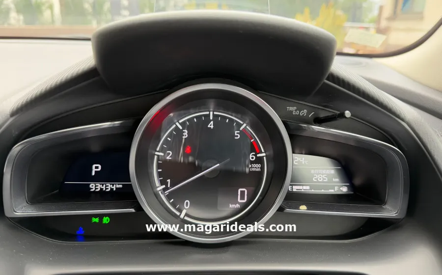 2017 Mazda Demio Diesel in Nairobi Kenya in Kenya for Sale | Magari Deals