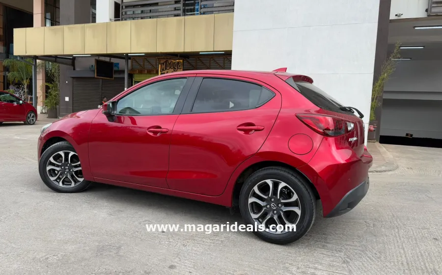 2017 Mazda Demio Diesel in Nairobi Kenya in Kenya for Sale | Magari Deals