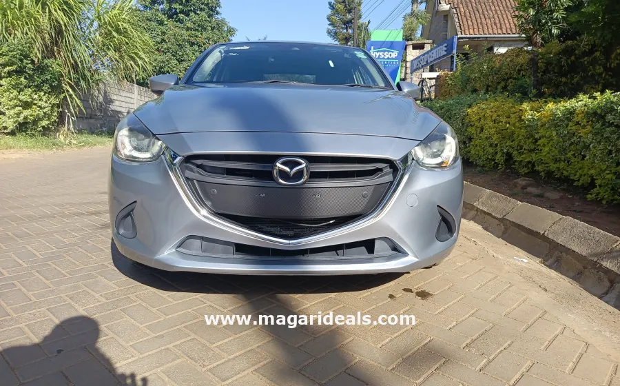 2017 Mazda Demio Diesel in Nairobi Kenya in Kenya for Sale | Magari Deals