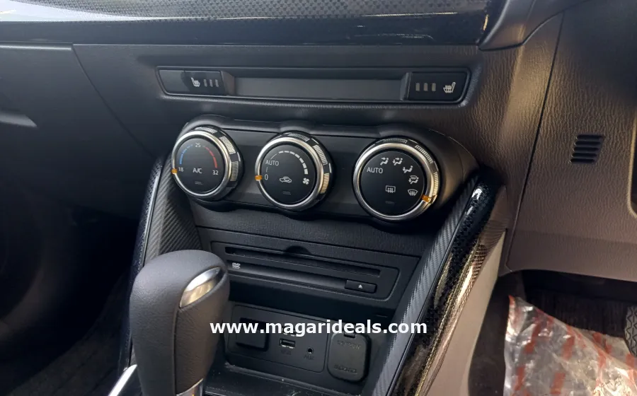 2017 Mazda Demio Diesel in Nairobi Kenya in Kenya for Sale | Magari Deals