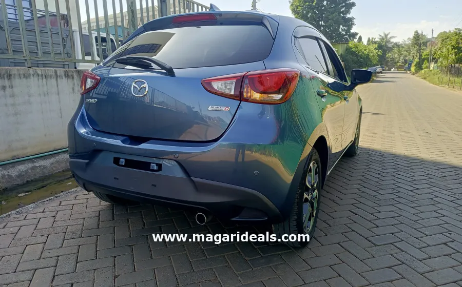 2018 Mazda Demio Diesel in Nairobi Kenya in Kenya for Sale | Magari Deals