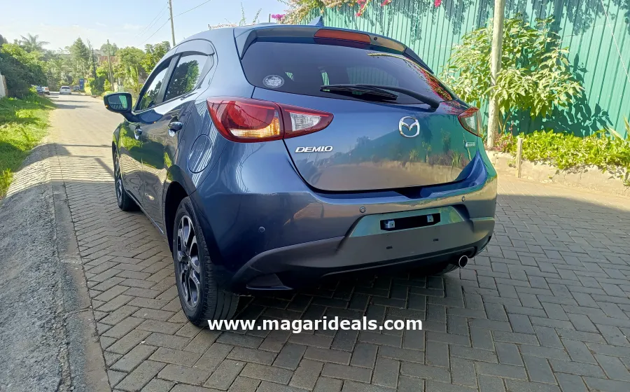 2018 Mazda Demio Diesel in Nairobi Kenya in Kenya for Sale | Magari Deals