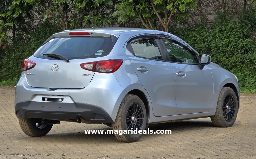 2018 Mazda Demio Diesel in Nairobi Kenya in Kenya for Sale | Magari Deals