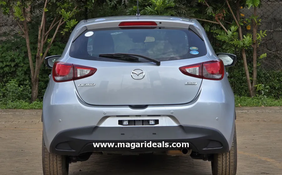 2018 Mazda Demio Diesel in Nairobi Kenya in Kenya for Sale | Magari Deals