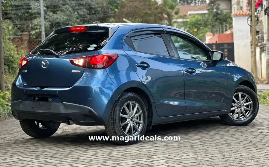 2018 MAZDA DEMIO in Kenya for Sale | Magari Deals