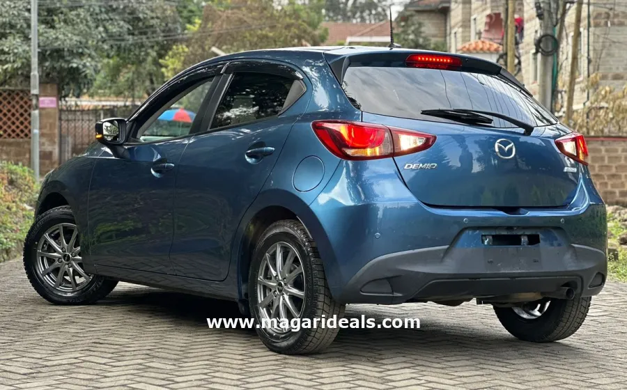 2018 MAZDA DEMIO in Kenya for Sale | Magari Deals