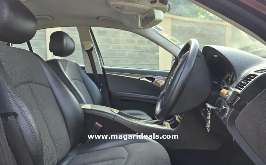 Mercedes E280 in Kenya for Sale | Magari Deals