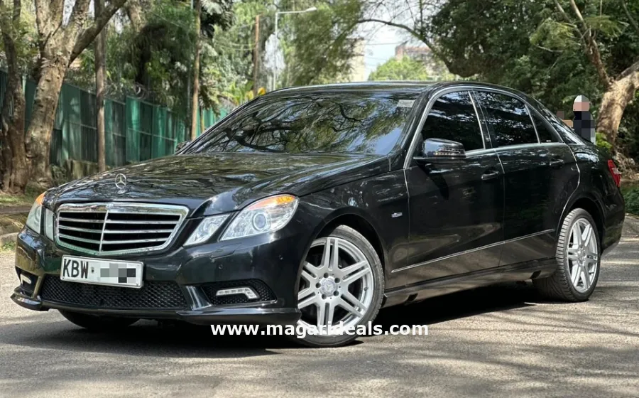 2010 MERCEDES BENZ E200 in Kenya for Sale | Magari Deals