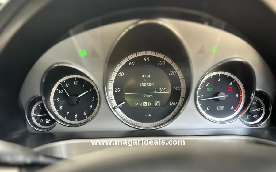 2010 MERCEDES BENZ E200 in Kenya for Sale | Magari Deals