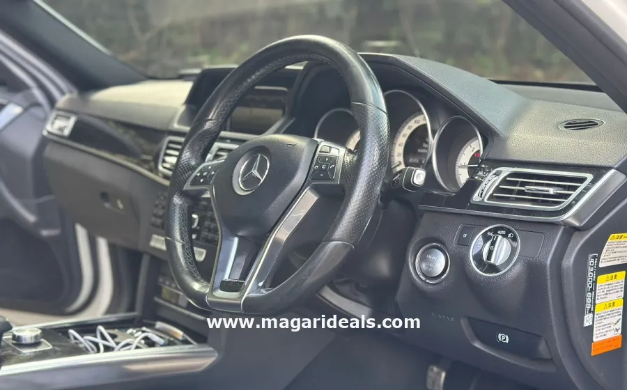 2015 MERCEDES BENZ E220 BlueTEC in Kenya for Sale | Magari Deals