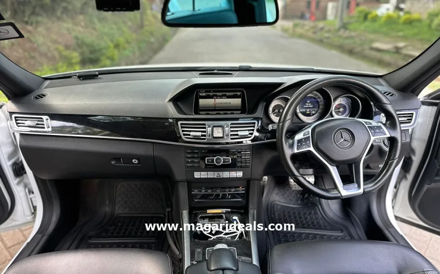 2015 MERCEDES BENZ E220 BlueTEC in Kenya for Sale | Magari Deals
