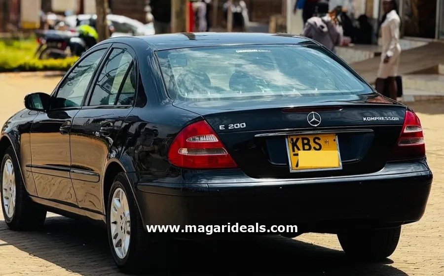 2008 MERCEDES BENZ E200 in Kenya for Sale | Magari Deals
