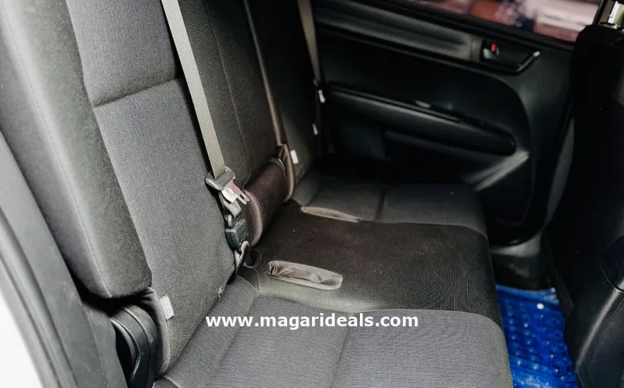 2017 TOYOTA FIELDER Hybrid in Kenya for Sale | Magari Deals