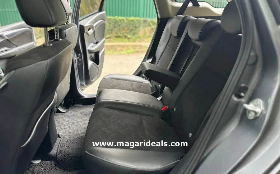 2018 HONDA FIT SHUTTLE HYBRID in Kenya for Sale | Magari Deals