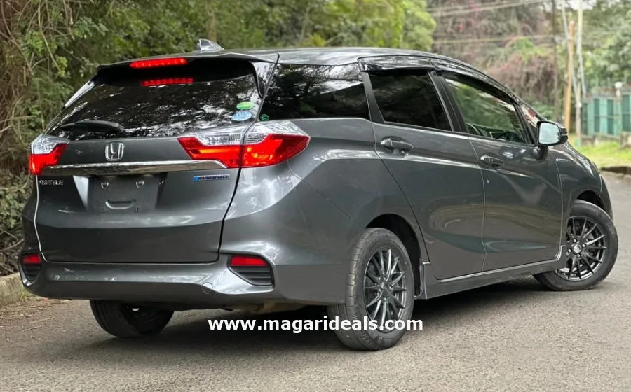 2018 HONDA FIT SHUTTLE HYBRID in Kenya for Sale | Magari Deals