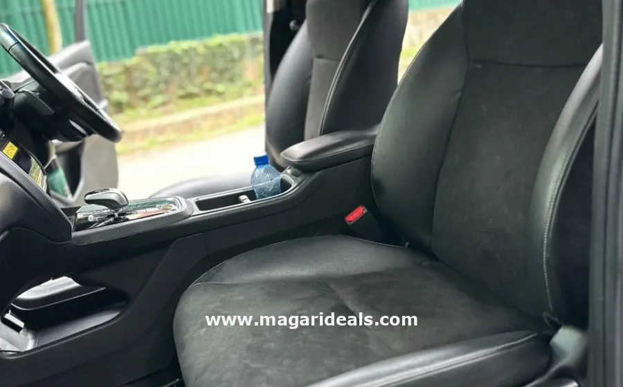 2018 HONDA FIT SHUTTLE HYBRID in Kenya for Sale | Magari Deals