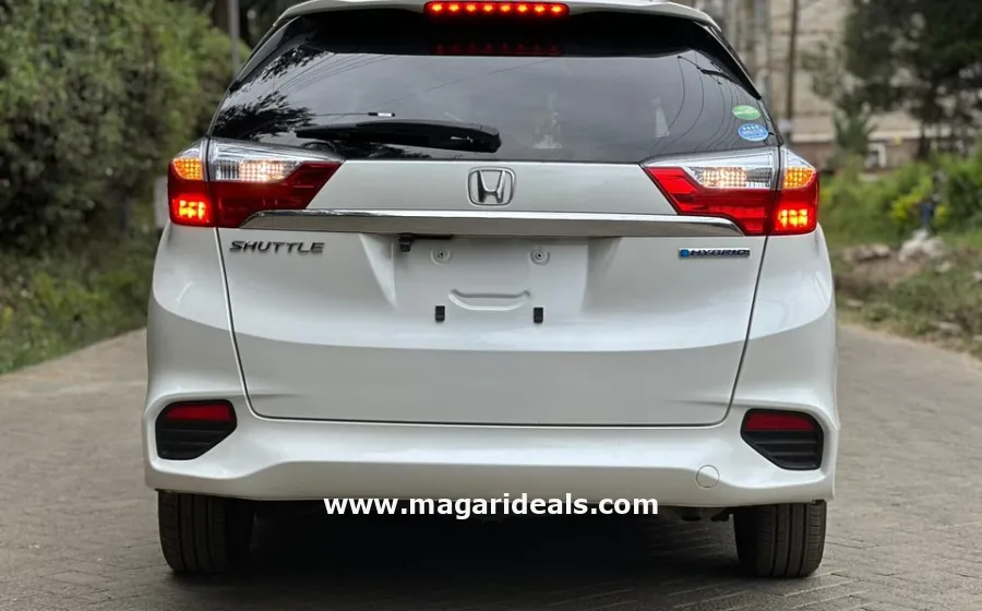 2018 HONDA FIT SHUTTLE HYBRID in Kenya for Sale | Magari Deals