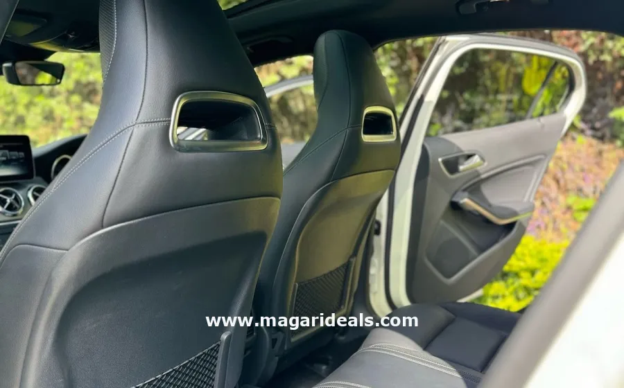 2017 MERCEDES BENZ GLA 220 in Kenya for Sale | Magari Deals