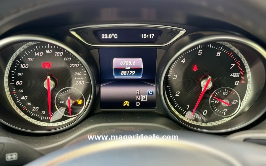 2017 MERCEDES BENZ GLA 220 in Kenya for Sale | Magari Deals
