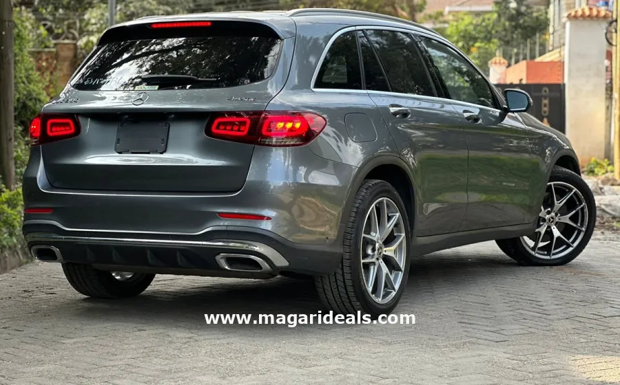 2019 MERCEDES BENZ GLC 300 4MATIC in Kenya for Sale | Magari Deals