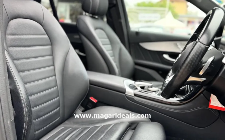 2018 MERCEDES BENZ GLC 220D 4MATIC  in Kenya for Sale | Magari Deals