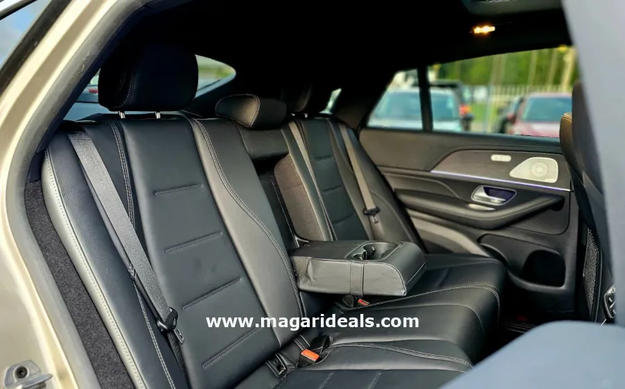 MERCEDES BENZ GLE400D for Sale | Magari Deals