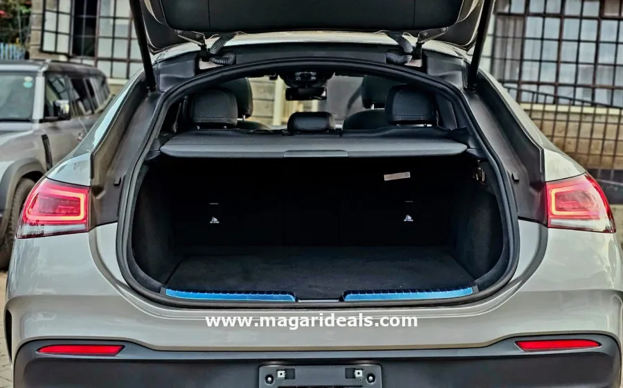 MERCEDES BENZ GLE400D for Sale | Magari Deals