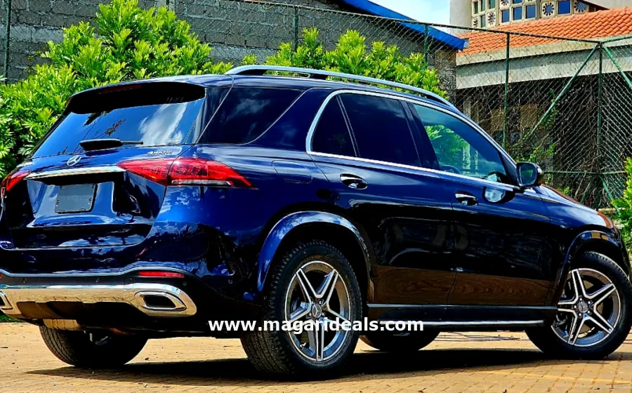 MERCEDES BENZ GLE400D for Sale | Magari Deals