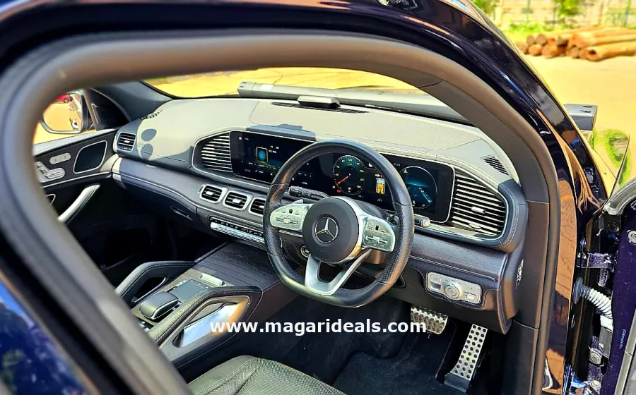 MERCEDES BENZ GLE400D for Sale | Magari Deals